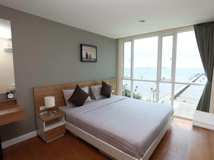 Bbg Seaside Luxurious Service Apartment Бангсен Екстер'єр фото