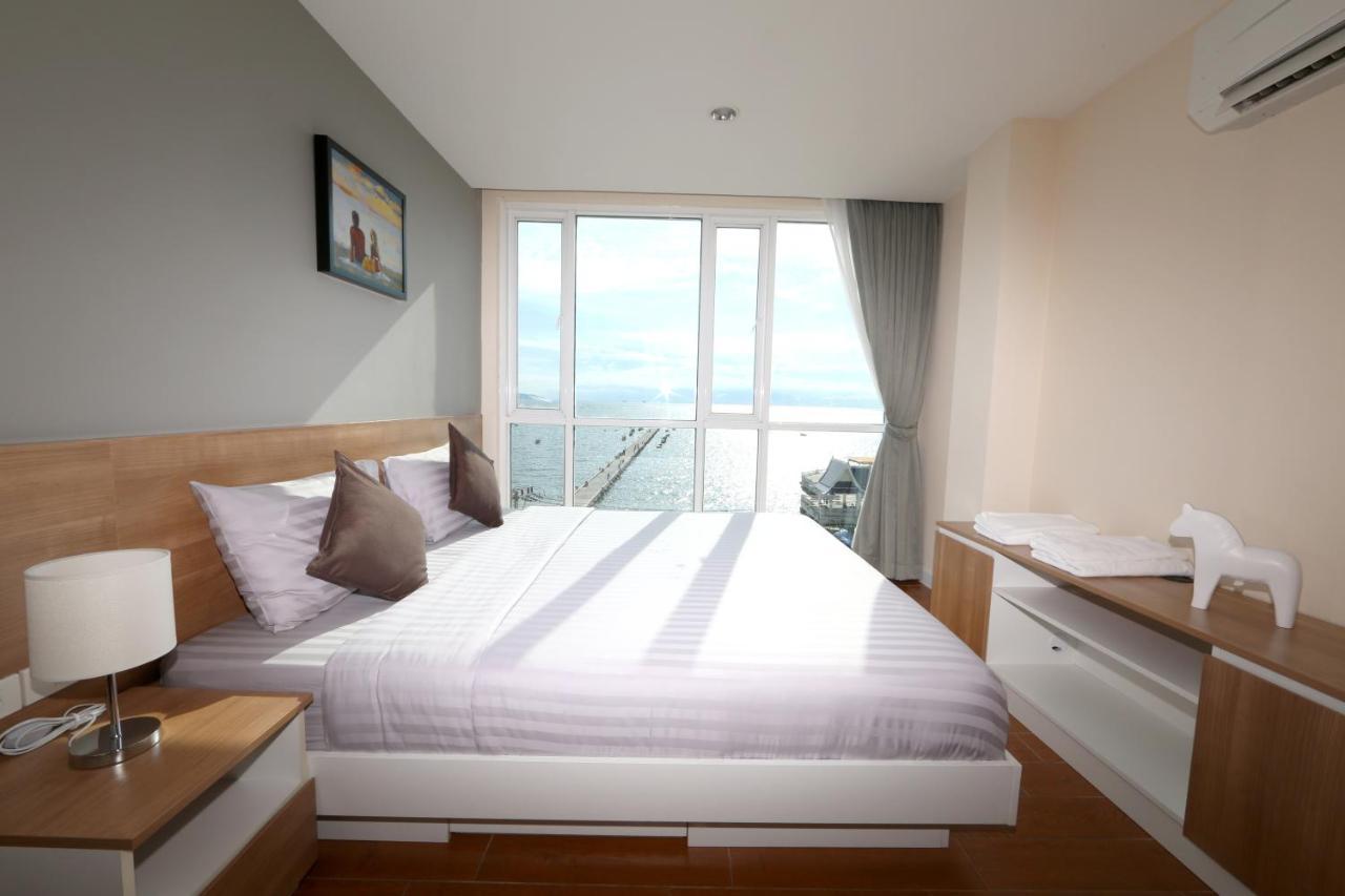 Bbg Seaside Luxurious Service Apartment Бангсен Екстер'єр фото