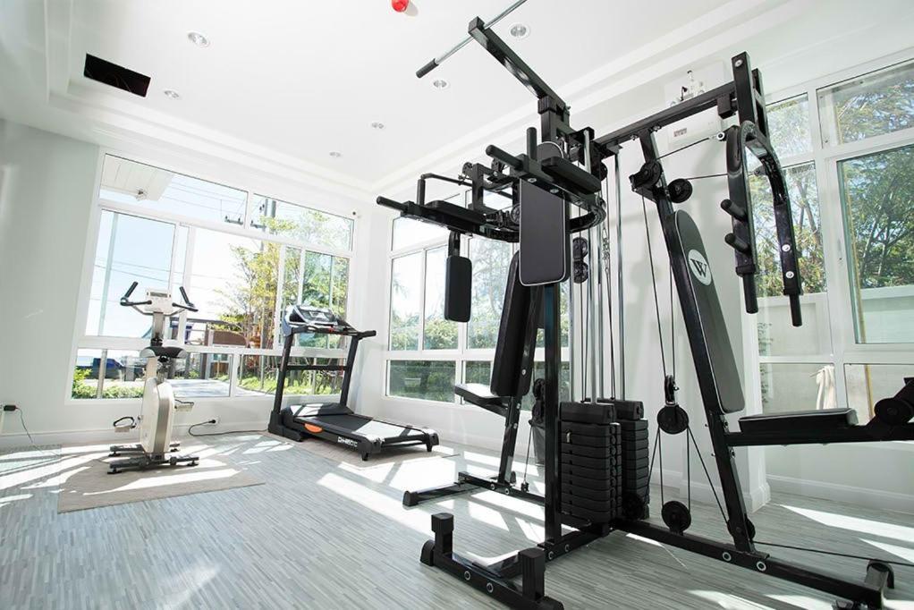 Bbg Seaside Luxurious Service Apartment Бангсен Екстер'єр фото